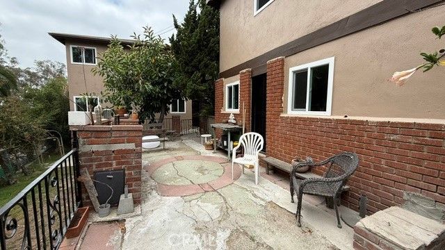 2202 Fair Oak View Terrace 2204, Los Angeles, CA 90039