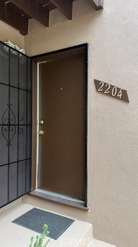 2202 Fair Oak View Terrace 2204, Los Angeles, CA 90039
