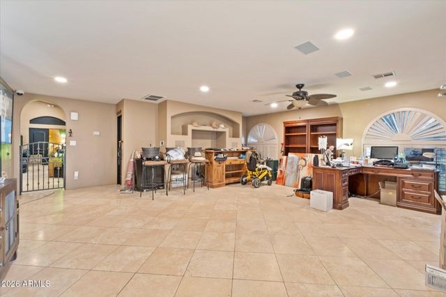 2352 E FLORIAN Circle, Mesa, AZ 85204