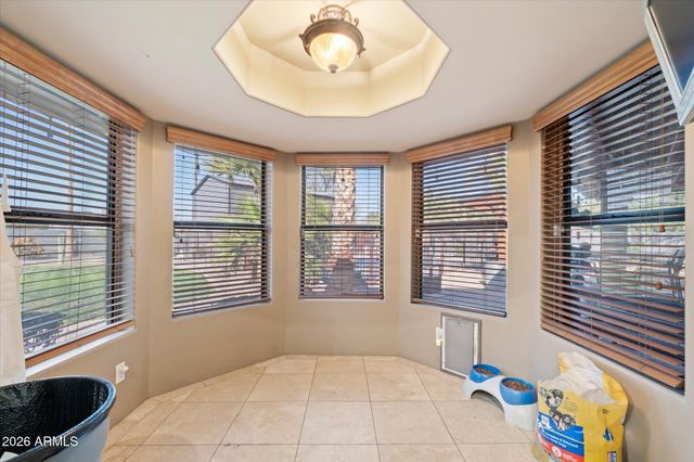 2352 E FLORIAN Circle, Mesa, AZ 85204