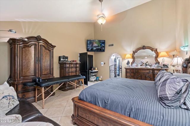 2352 E FLORIAN Circle, Mesa, AZ 85204