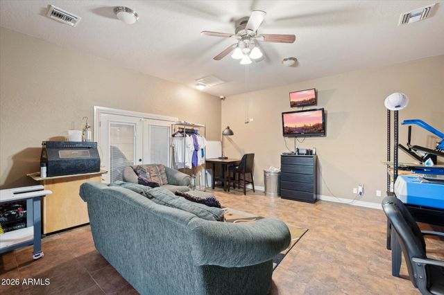 2352 E FLORIAN Circle, Mesa, AZ 85204