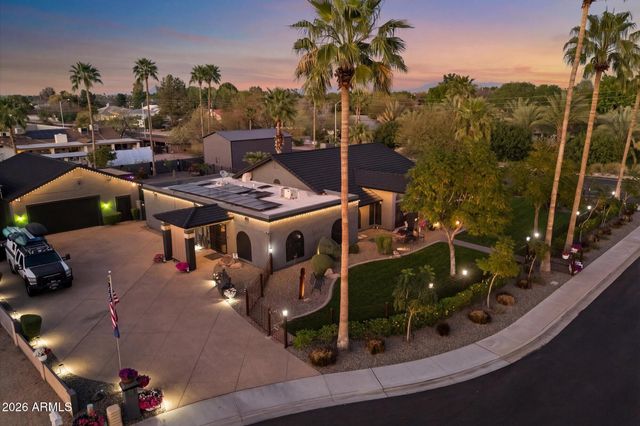 2352 E FLORIAN Circle, Mesa, AZ 85204