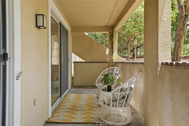 225 Gallery, Tustin, CA 92782