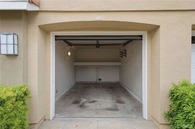 225 Gallery, Tustin, CA 92782