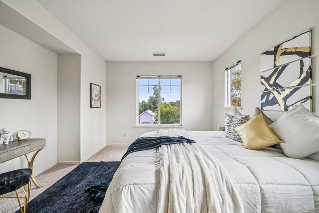 1861 Parkside Dr, Concord, CA 94519