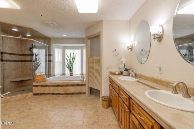 2999 Valley Meadow Drive, Oak View, CA 93022