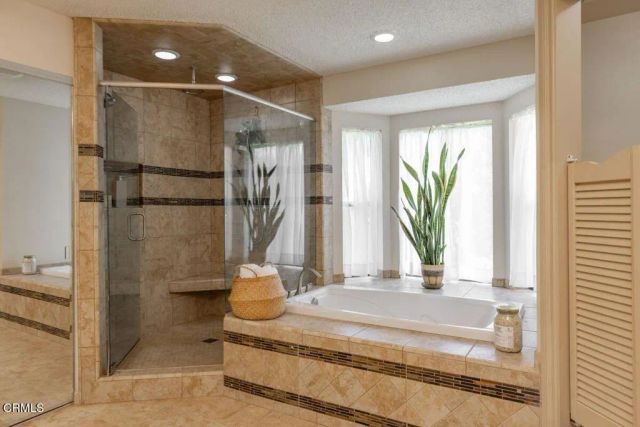 2999 Valley Meadow Drive, Oak View, CA 93022