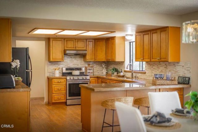 2999 Valley Meadow Drive, Oak View, CA 93022