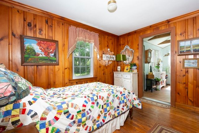 11 Myrtle Rd, Gardner, MA 01440