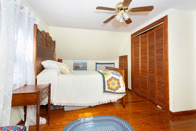 11 Myrtle Rd, Gardner, MA 01440
