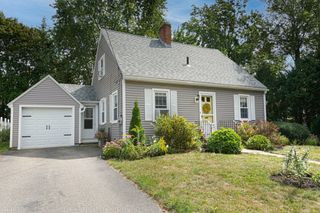 11 Myrtle Rd, Gardner, MA 01440