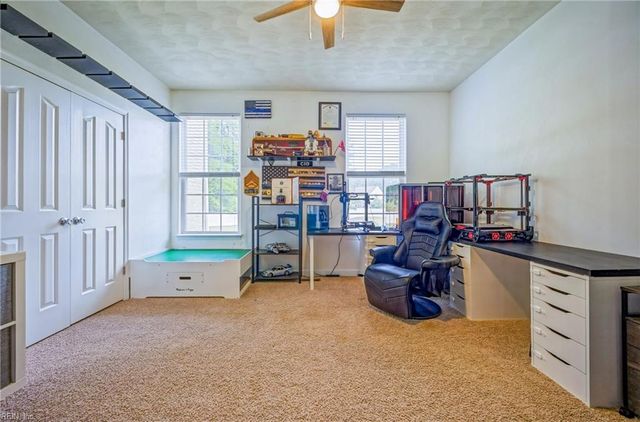 237 Castleberry DR, Chesapeake, VA 23322