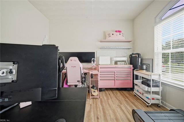 237 Castleberry DR, Chesapeake, VA 23322