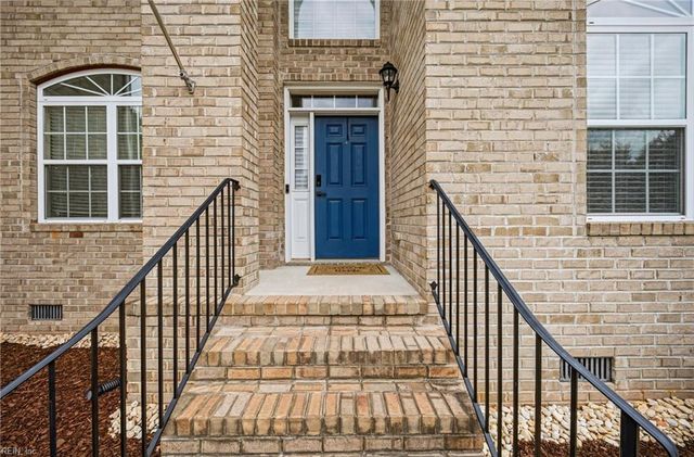 237 Castleberry DR, Chesapeake, VA 23322