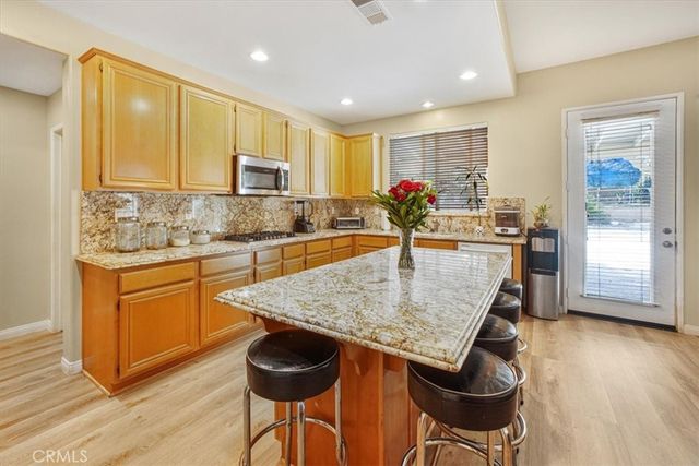 40939 Woodshire Drive, Palmdale, CA 93551