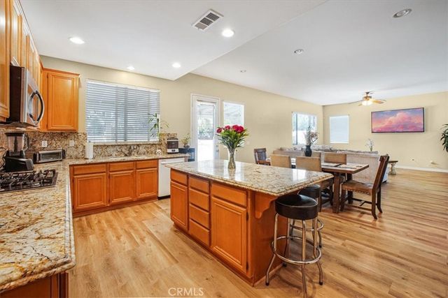 40939 Woodshire Drive, Palmdale, CA 93551