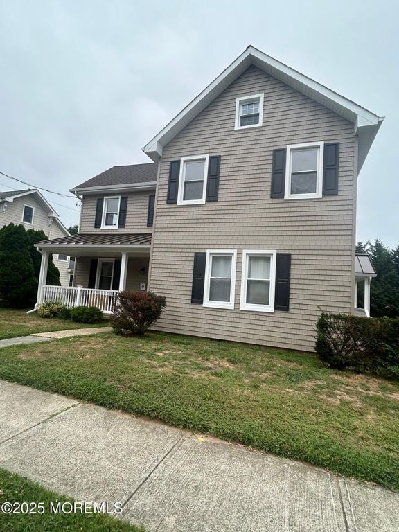 29 2nd Street, B, Rumson, NJ 07760