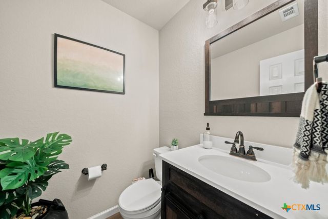 2111 Wiltshire Drive, New Braunfels, TX 78130