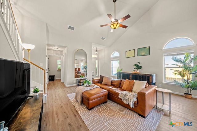 2111 Wiltshire Drive, New Braunfels, TX 78130