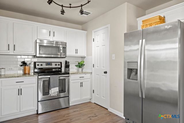2111 Wiltshire Drive, New Braunfels, TX 78130
