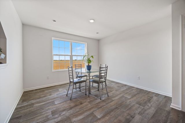 1127 Briar Glen Court, Hampshire, IL 60140