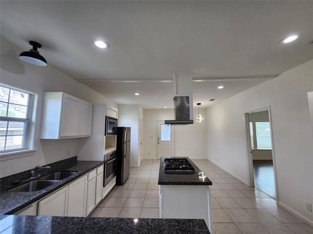 1105 Erin Street, Houston, TX 77009