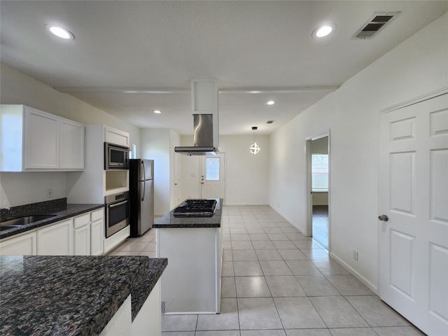 1105 Erin Street, Houston, TX 77009