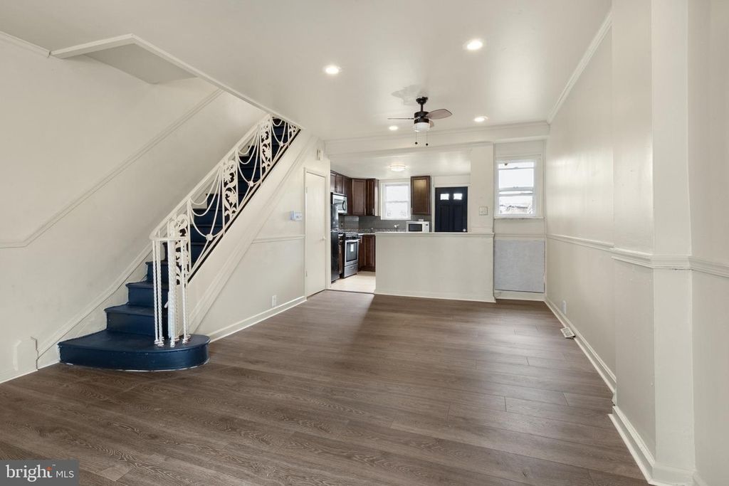 2342 MCCLELLAN ST, PHILADELPHIA, PA 19145 — photo 4