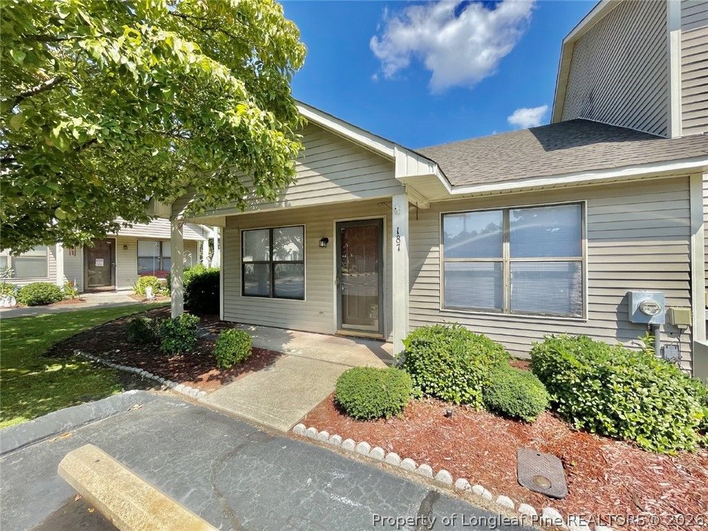 187 Aloha Drive, Fayetteville, NC 28311