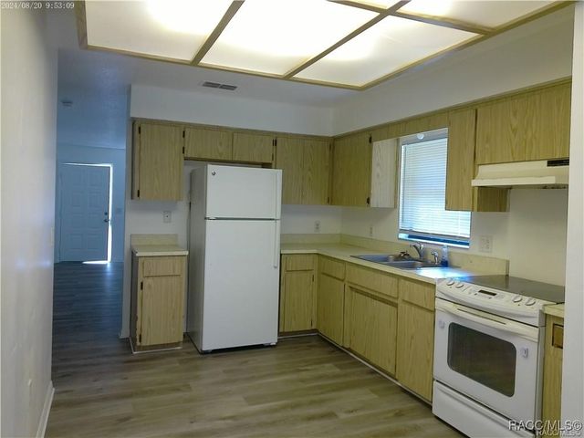 605 Edgewood Avenue, Inverness, FL 34453