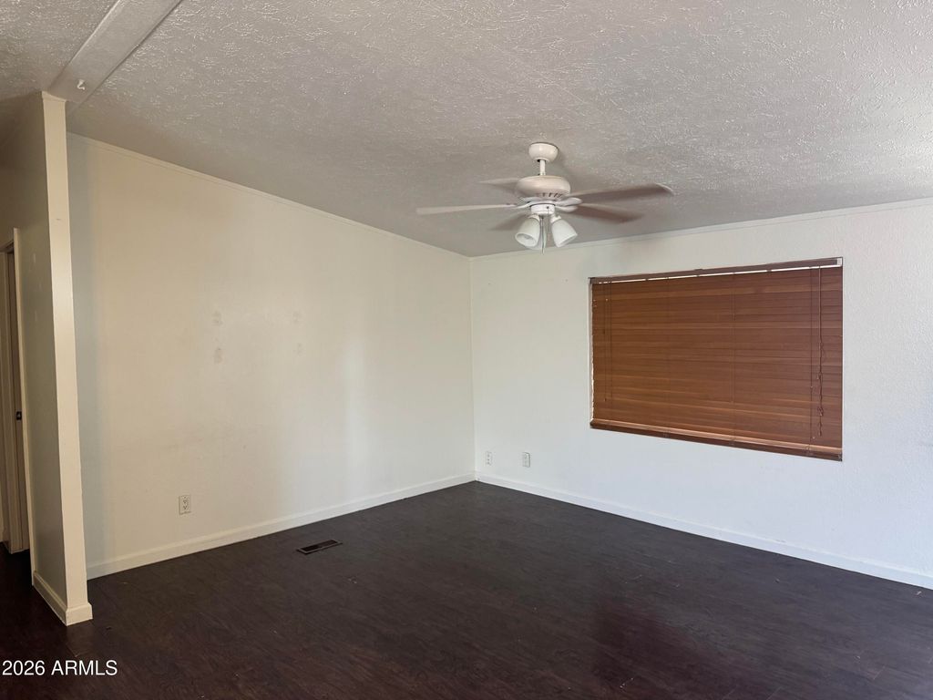 1221 N DYSART Road 44, Avondale, AZ 85323 — photo 2