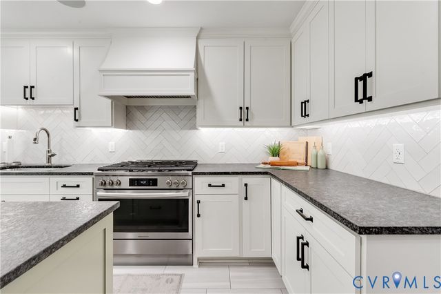 1617 Swansbury Dr, Henrico, VA 23238