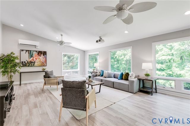 1617 Swansbury Dr, Henrico, VA 23238
