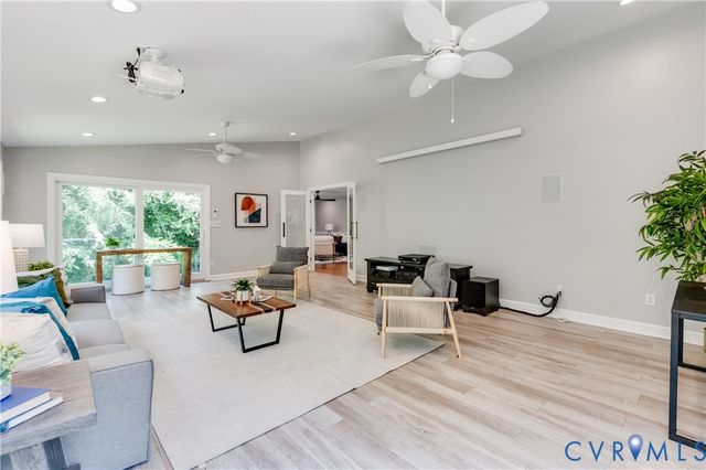 1617 Swansbury Dr, Henrico, VA 23238
