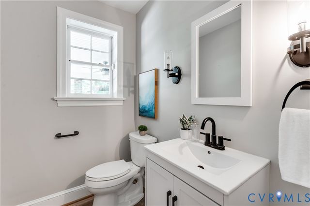 1617 Swansbury Dr, Henrico, VA 23238