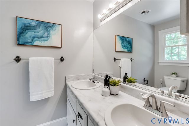 1617 Swansbury Dr, Henrico, VA 23238