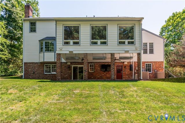 1617 Swansbury Dr, Henrico, VA 23238