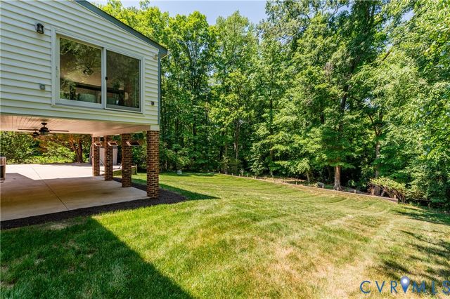 1617 Swansbury Dr, Henrico, VA 23238