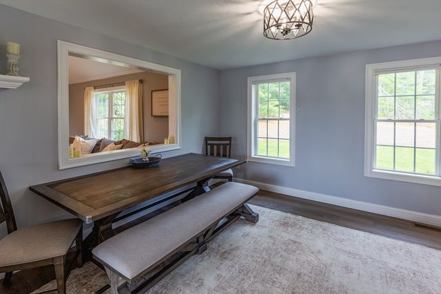7 Great Pines Dr, Bourne, MA 02532