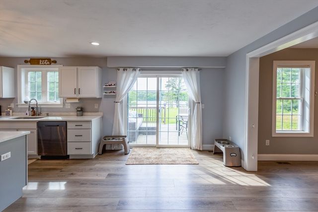 7 Great Pines Dr, Bourne, MA 02532