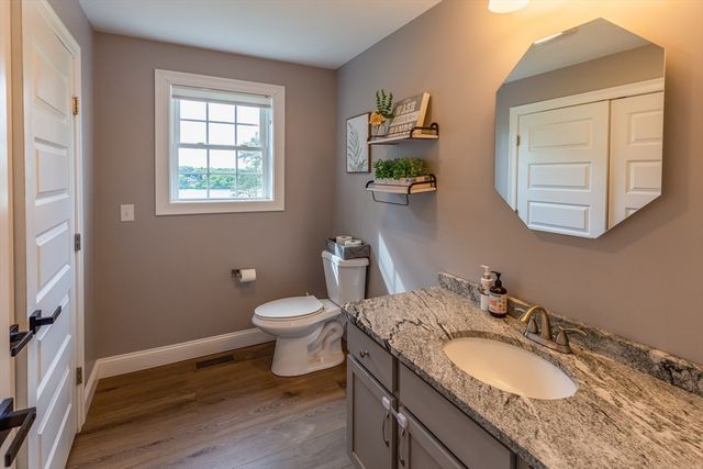 7 Great Pines Dr, Bourne, MA 02532