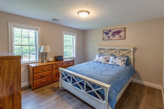 7 Great Pines Dr, Bourne, MA 02532