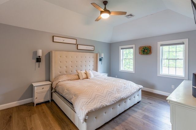 7 Great Pines Dr, Bourne, MA 02532