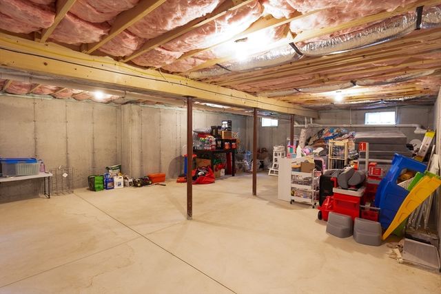7 Great Pines Dr, Bourne, MA 02532