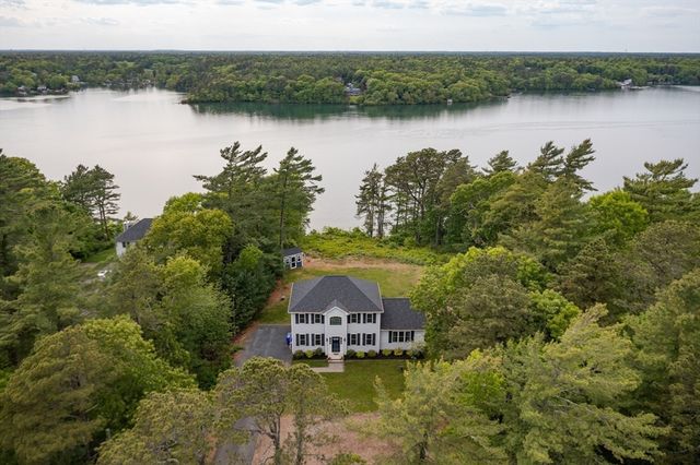 7 Great Pines Dr, Bourne, MA 02532