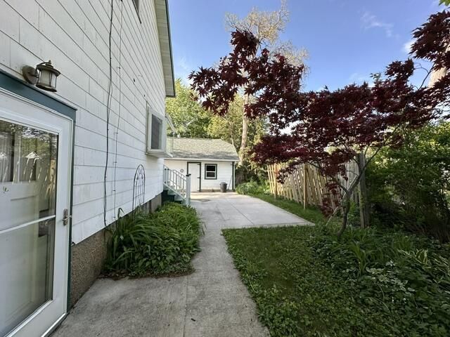 514 Madison AVENUE, Fort Atkinson, WI 53538