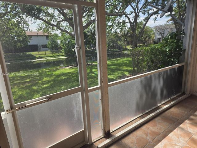 9521 NW 42nd St 9521, Sunrise, FL 33351