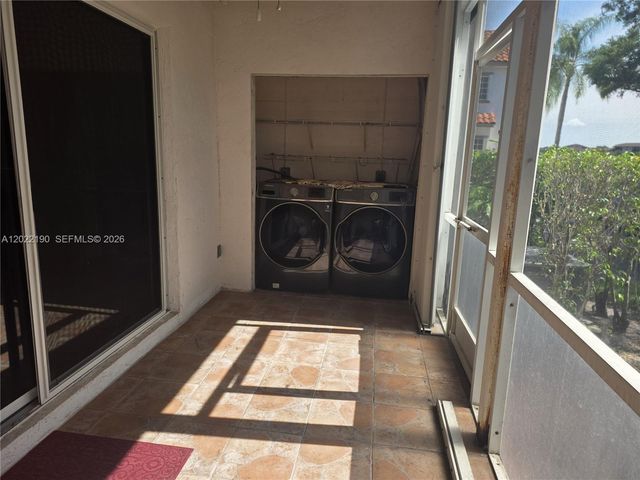9521 NW 42nd St 9521, Sunrise, FL 33351