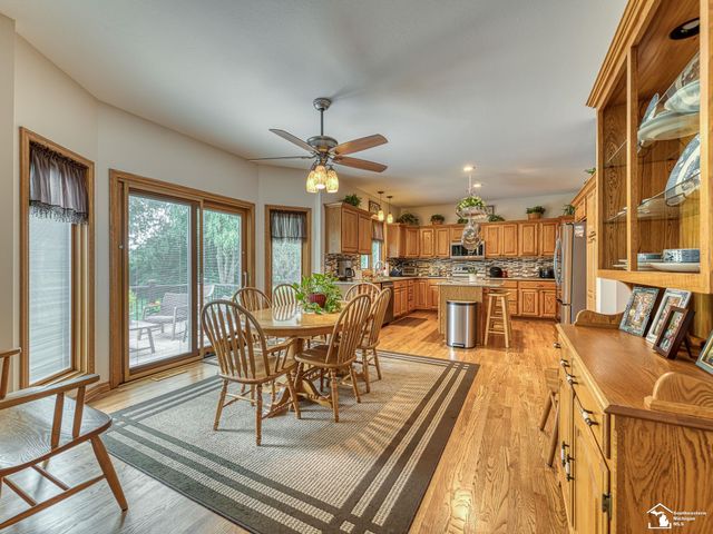 2886 E Country Lane, Monroe, MI 48162